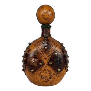 Vintage Italian Tooled Leather Wrapped Cognac Liquor Decanter W/ Stopper For Sale