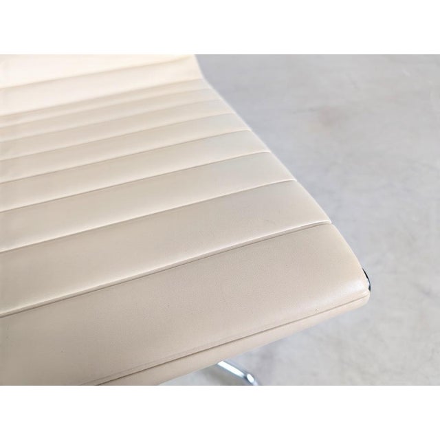 EA 106 Chairs by Charles and Ray Eames for Herman Miller, Set of 2 For Sale - Image 10 of 13