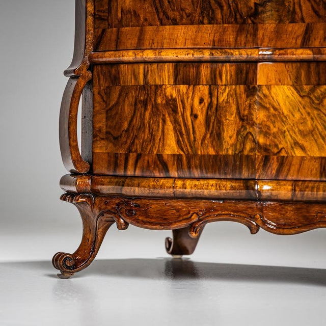 Baroque Miniature Chest of Drawers in Walnut, Mid-18th Century For Sale - Image 5 of 12