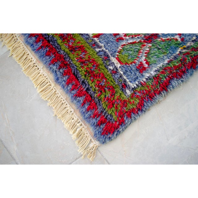 1940s Vintage Turkish Oushak Rug Hand Knotted High Pile Area Rug - 4′10″ × 8′5″ For Sale - Image 11 of 13