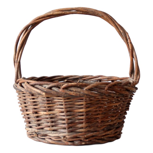 Vintage Rustic Woven Willow Basket With Handle For Sale