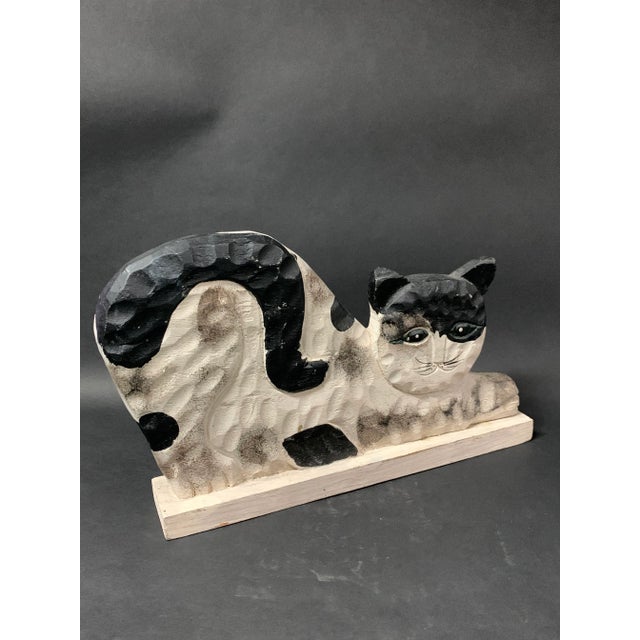 Mid 20th Century Vintage Folk Art Painted Wooden Carved Cat Sculpture For Sale - Image 5 of 8