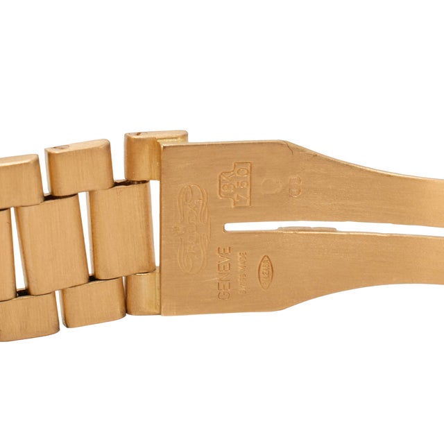 Gold Vintage Ladies Rolex Cellini 27mm X 36mm 4651 Pave Diamond Bezel 18k Gold Watch For Sale - Image 8 of 11