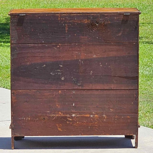 Mule Chest, Antique Blanket Chest, Blanket Box With 2 Drawers & Scalloped Skirt (C. 1800-1840). For Sale - Image 9 of 11