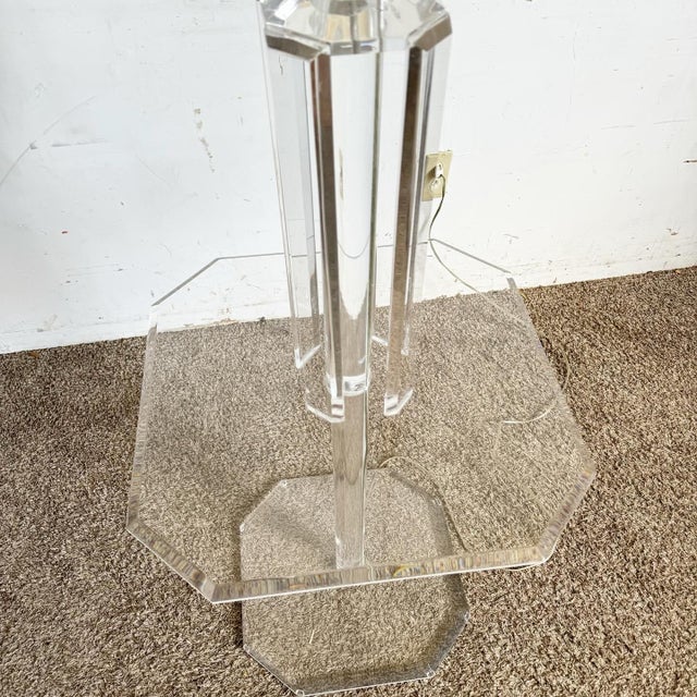 Mid-Century Modern Mid Century Modern Octagonal Lucite Side Table/Floor Lamp For Sale - Image 3 of 8