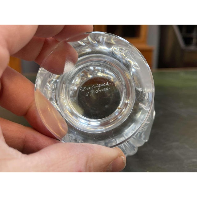 Saint Cloud Vase in Frosted Crystal from Lalique For Sale - Image 5 of 10