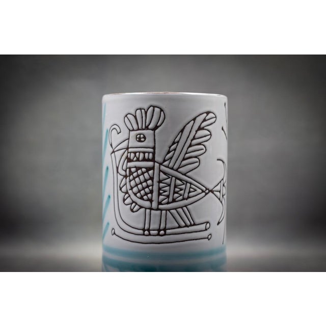 Ceramic Cylindrical Vase in Glazed Earthenware with Stylized Rooster and Flower by Michel Barbier, Lully, Haute-Savoie, 1970-1986 For Sale - Image 7 of 10