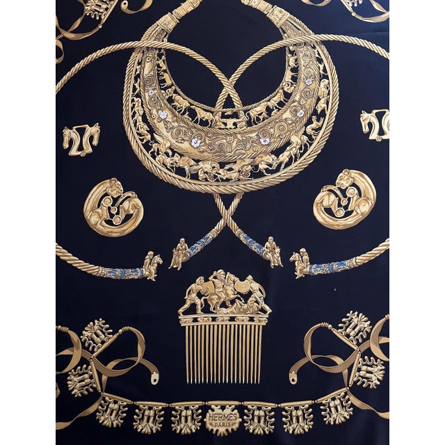 HERMÈS les CAVALIERS d'OR Silk Scarf 1991 Rybaltchenko Vladimir For Sale In New York - Image 6 of 8