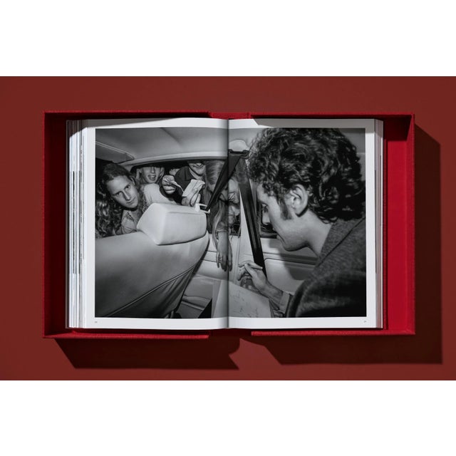 TASCHEN Books, "Lynn Goldsmith. Bruce Springsteen & The E Street Band" Collector's Edition, numbered and signed by Lynn Goldsmith For Sale - Image 10 of 12