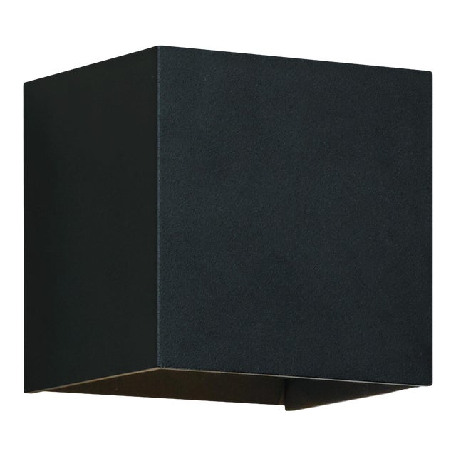 Visual Comfort Modern Vex 5 Outdoor Wall LED Black For Sale