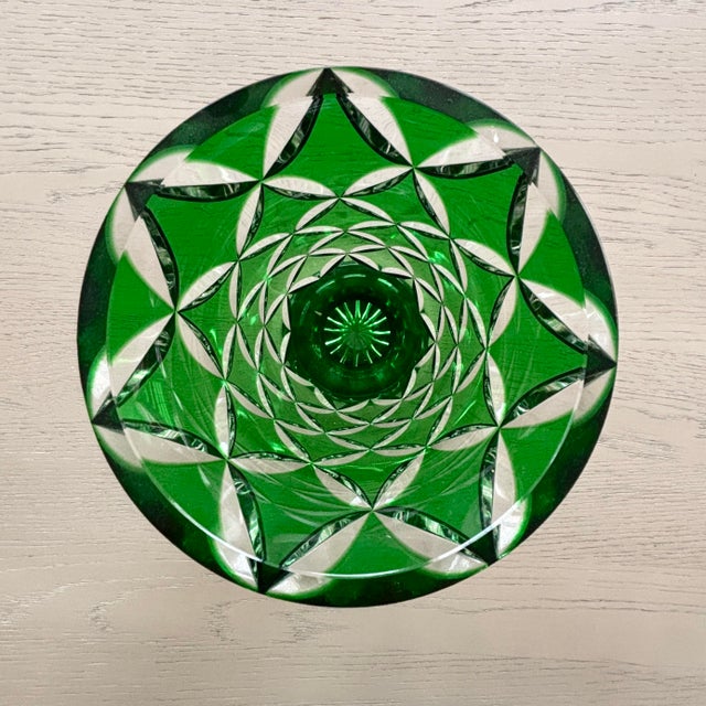 Mid 20th Century Vintage 1960s West German Cut-to-Clear Emerald Crystal Vase - 3.25 LBS For Sale - Image 5 of 12