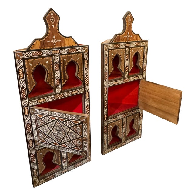 Vintage Marquetry Wood Inlay Corner Style Decor Shelf, 2 Pieces For Sale - Image 4 of 9