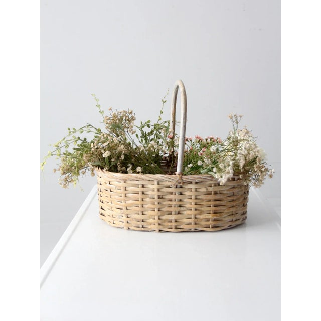 Vintage White Splint Weave Basket For Sale - Image 6 of 12