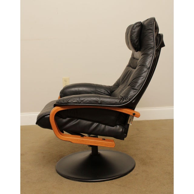 Chairworks Sabatinni Collection Black Leather Recliner Lounge Chair