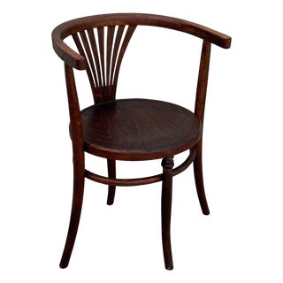 Early Modenrist Shellback Model B28 Armchair No. 28 by Thonet-Mundus For Sale