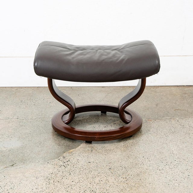 Brown 1960s Mid Century Danish Modern Ottoman Stool Brown Leather Attributed to Ekornes Metal Swivel MCM For Sale - Image 8 of 11