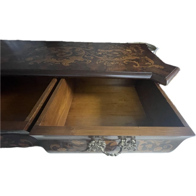 1960s 1960s Italian Marquetry Bombe Credenza With Ornate Inlay & Claw Feet For Sale - Image 5 of 12
