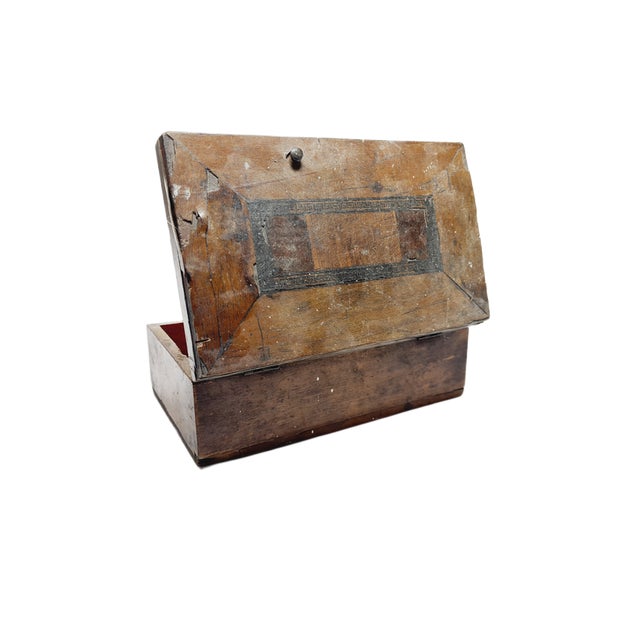 Box with Marquetry, 1900s For Sale - Image 5 of 15