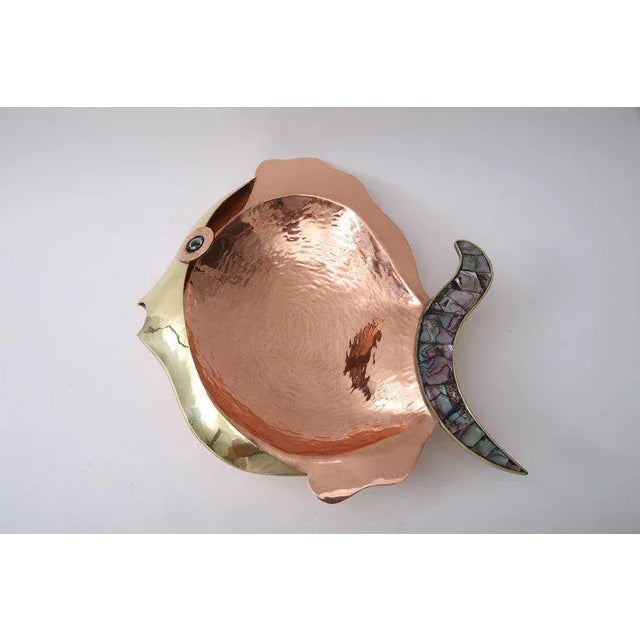 Los Castillo Mid-Century Modern Serving Dish Fish-Form Mixed Metals and Abalone Shell For Sale - Image 4 of 7