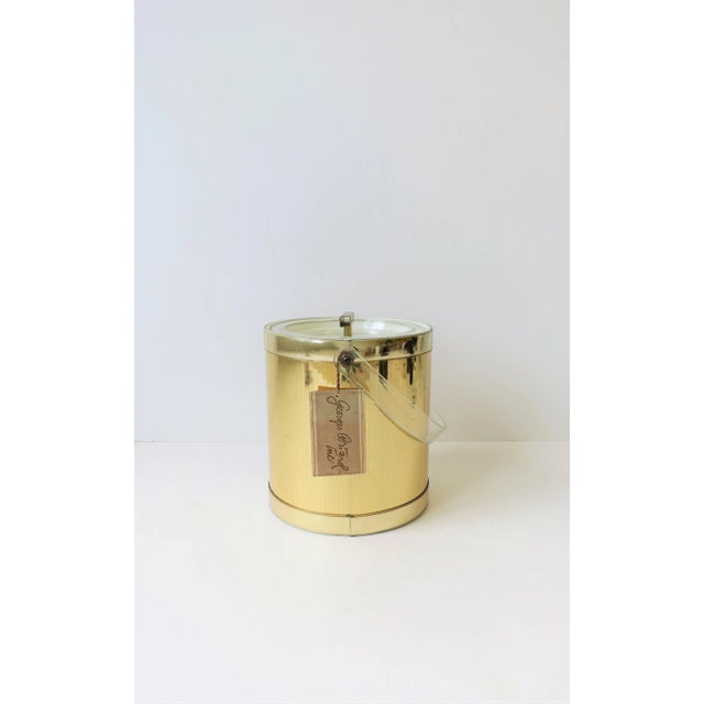 Gold Gold Disco Era Modern Lucite Ice Bucket, ca. 1970s For Sale - Image 8 of 11