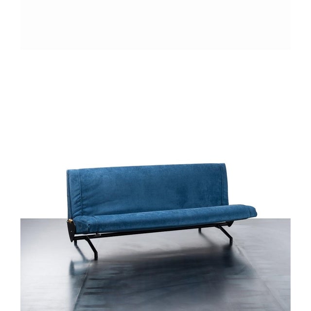 Metal Vintage Model D70 Sofa Bed Black Iron Reupholstered Blue by Osvaldo Borsani for Tecno, 1970s For Sale - Image 7 of 7
