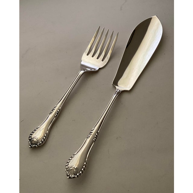 New 1980s Silver 26 Pieces Fish Set Chesterfield. For Sale - Image 9 of 18