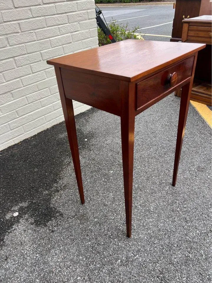 Late 20th Century Vintage Federal Style Solid Mahogany Side-Work