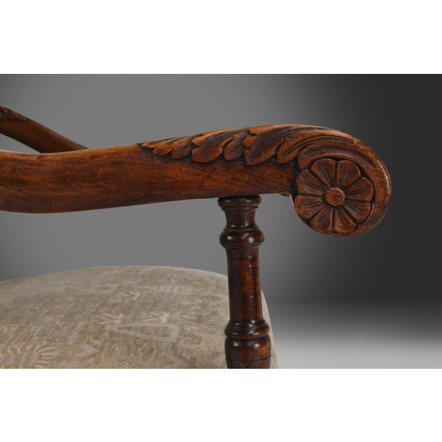 This French Renaissance‑style throne armchair from the 1850s is a commanding example of mid‑19th‑century craftsmanship,...