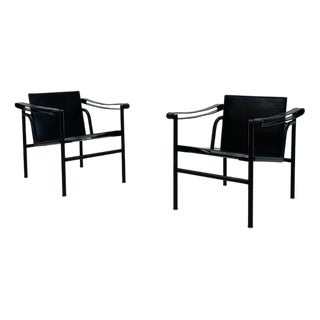 Vintage LC 1 Black Leather Armchair by Le Corbusier for Cassina, 1970s For Sale