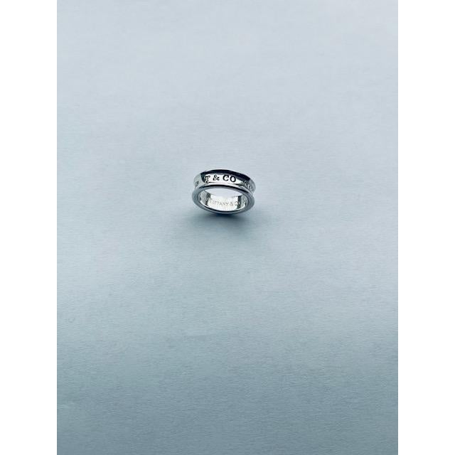 1990s Vintage Tiffany & Co. 1837 Concave Ring, Sterling Silver, Iconic Jewelry, Size 7 For Sale - Image 5 of 7