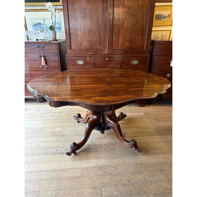 William IV Tilt-Top Oval Serpentine Dining Table in Rosewood, 1830 For Sale - Image 6 of 18