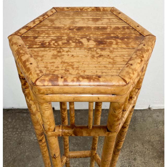 Vintage Burnt Tortoise Shell Finish Bamboo Display Pedestal or Plant Stand For Sale - Image 4 of 11