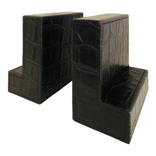 Ralph Lauren Home Leather Moore Bookends - a Pair For Sale