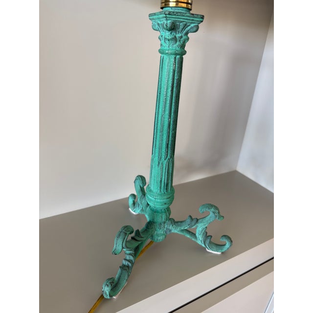 Early 20th Century Early 20th Century Verdigris-Green Metal Table Lamp With Neoclassical Tripod Base For Sale - Image 5 of 14