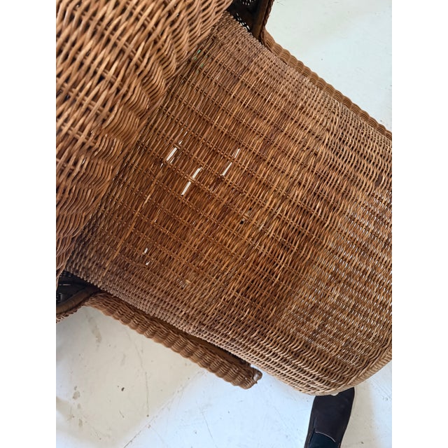 1960s Modern Sculptural Wicker Chairs a Pair For Sale In New York - Image 6 of 10