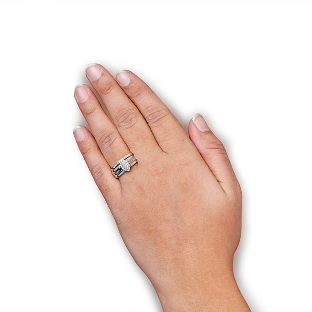 .925 Sterling Silver 1/2 Cttw Round and Baguette-Cut Diamond Engagement Bridal Set (I-J Color, I1-I2 Clarity) - Size 6 For Sale - Image 4 of 5