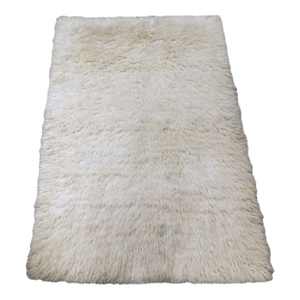 Vintage Hand Knotted Shaggy Rug. 5'x 7'6"