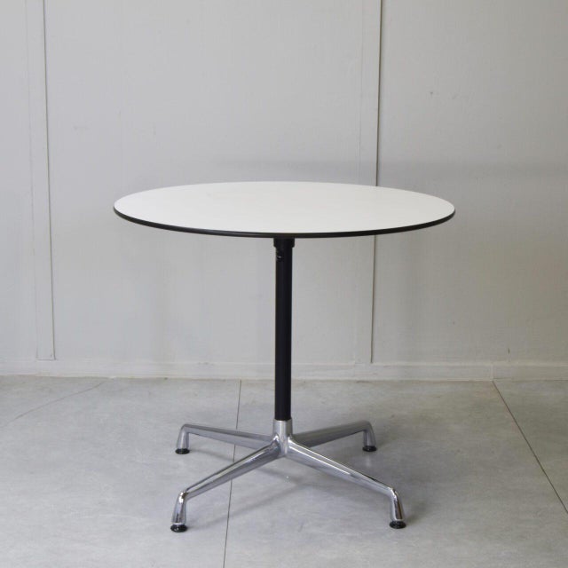 Contract Round Table by Charles and Ray Eames for Vitra, 1980s For Sale - Image 9 of 9