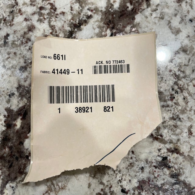 Thomasville Dining Room Table With 6 Chairs - Set of 9 For Sale - Image 12 of 12