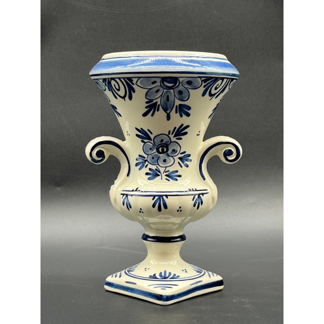 Delft Blue Set with Table Clock from Royal Delft, 1960s, Set of 5 For Sale - Image 14 of 17