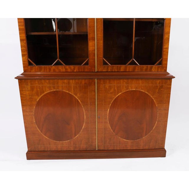 Brown Vintage English George III Revival Library Bookcases, Set of 2 For Sale - Image 8 of 16