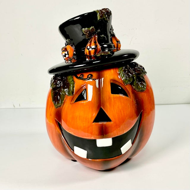 1990s Vintage Americana Boho Chic Halloween Jack-O-Lantern Ceramic Cookie Jar For Sale - Image 9 of 13