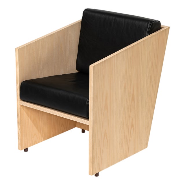 Armchair in Ash Wood and Black Leather by Álvaro Siza For Sale
