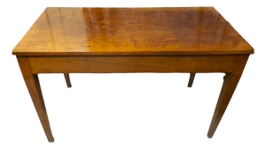 Directoire Style Table in Walnut, Late 18th Century