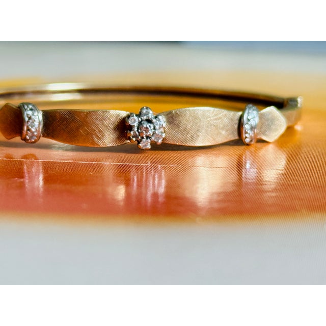 Mid Century 18k Yellow Gold Florentine Finish Diamond and Crescent Bangle Bracelet For Sale - Image 4 of 15