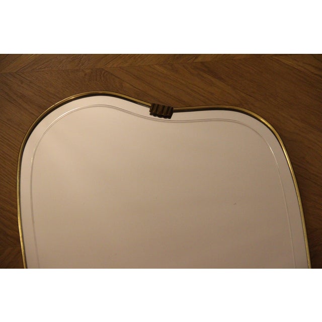 Mid-Century Modern Italian Brass Wall Mirror in the style of Gio Ponti, 1950s For Sale - Image 3 of 18