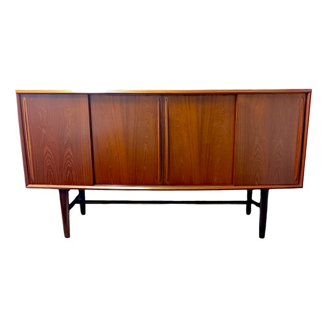 Mid-Century Danish Teak Low Sideboard by Svend Åge Madsen for H.P. Hansen, 1960s For Sale