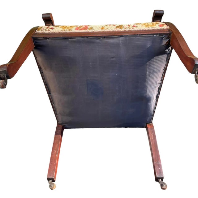 Vintage Armchairs Livingroom Armchairs Victorian Vintage King and Queen Early 20th Century Pair of Armchairs For Sale - Image 10 of 12