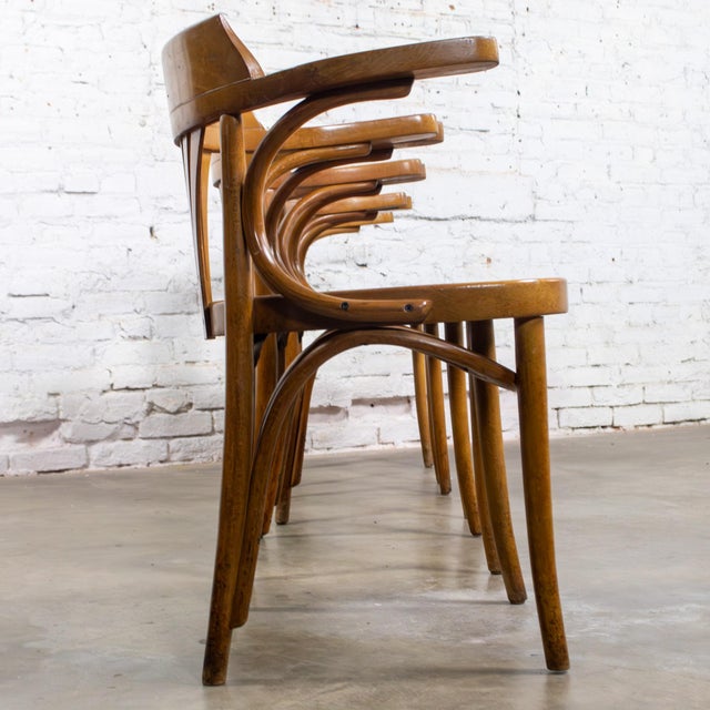 Thonet Late 19th Century Bauhaus Beech Bentwood Thonet Style Fan Back Captains Armchairs Set of 4 For Sale - Image 4 of 18