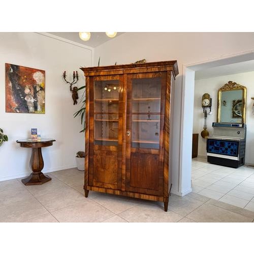Antique Biedermeier Display Cabinet in Walnut For Sale - Image 5 of 10